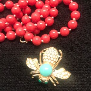 Stella & Dot coral Necklace with broach